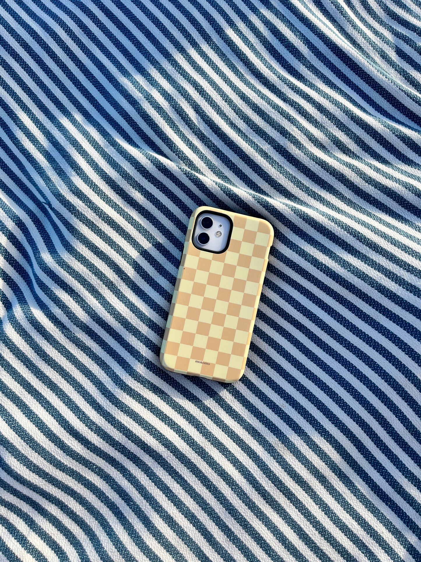 Yellow Checks